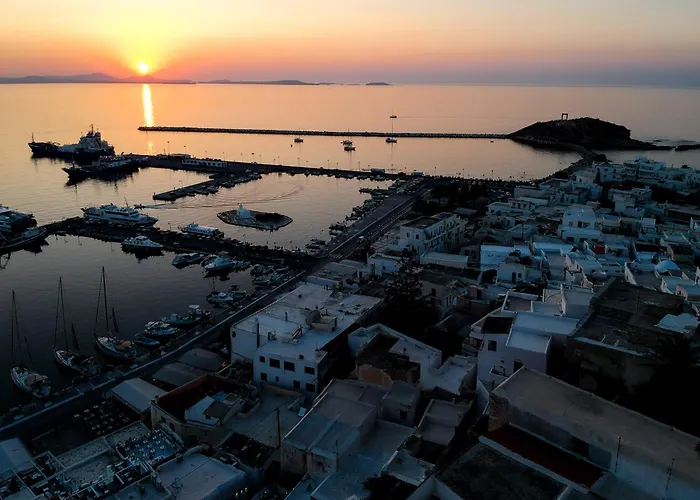 Апартаменты Naxos Town Sea And Sunset View Front